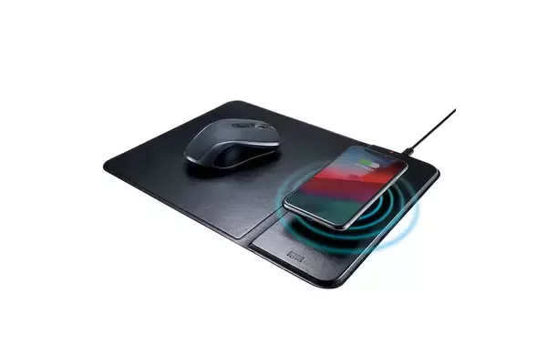 ワイヤレス充電でデスク環境をスマートに！Qi対応ワイヤレス充電機能付きマウスパッド＆LEDマウスが登場