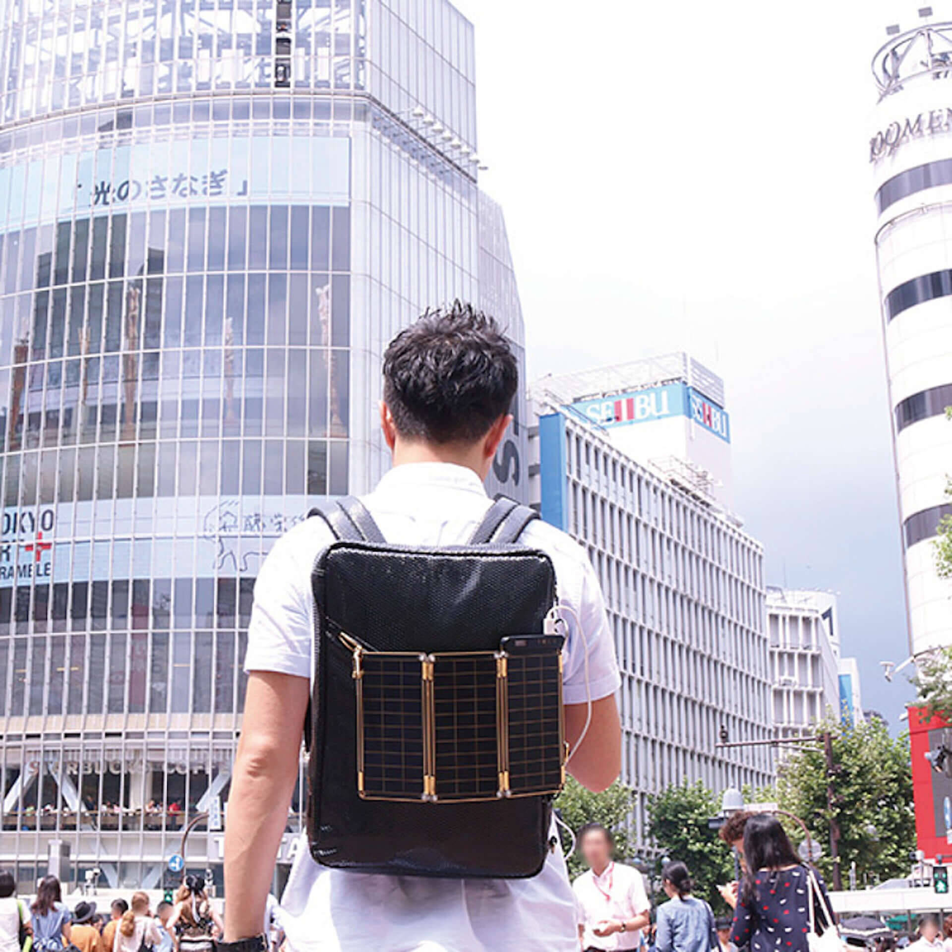 世界最薄・最軽量！家庭用コンセント同等の充電スピードを誇る、高性能ソーラーチャージャー「YOLK Solar Paper」が登場