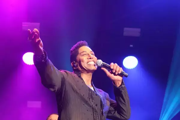 「奈良・薬師寺にBJ the Chicago Kid、SPEECHらが登場｜モータウン60周年記念クラシック・コンサートが開催」の画像