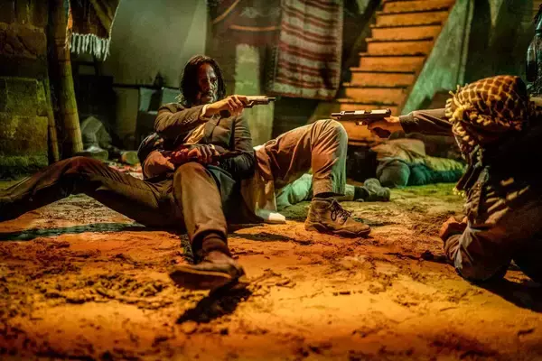 「キアヌが挑戦しているのは、相棒犬との犬・フー！？『ジョン・ウィック：パラベラム』〇〇・フーアクションに迫る映像が公開」の画像