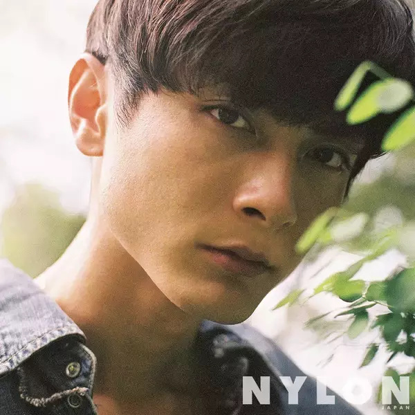 「力強い視線にくぎ付け…NYLON JAPAN12月号カバーガールに上白石萌歌&guysに高良健吾が初登場！」の画像