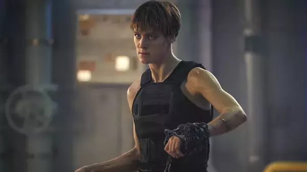 「『ターミネーター：ニュー・フェイト』REV-9とグレースによる超絶アクションシーンを収めた最新映像を公開！」の画像