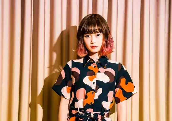 インタビュー｜“私は本気でしかやらない” Reiのアティチュードを示した最新作『SEVEN』に迫る