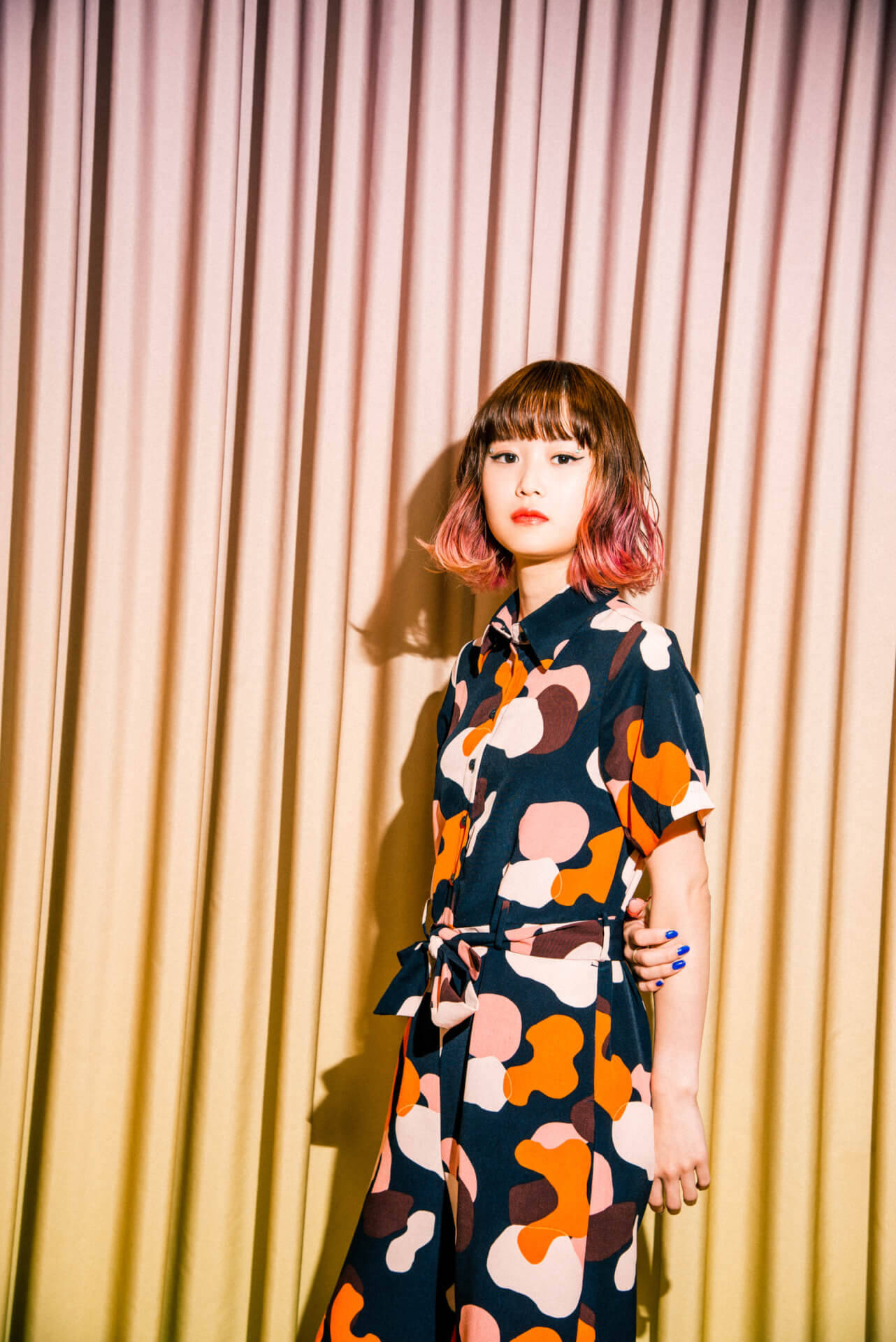 インタビュー｜“私は本気でしかやらない” Reiのアティチュードを示した最新作『SEVEN』に迫る