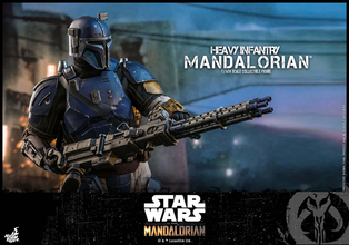 ディズニーデラックスで配信決定の「スター・ウォーズ」シリーズ『マンダロリアン』からブルーアーマーの重歩兵マンダロリアンがフィギュアになって登場！