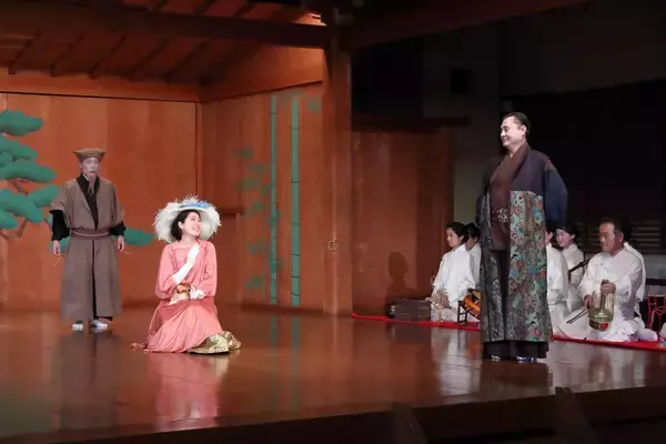 「東西の文化融合に挑戦する劇団“東京ノーヴイ・レパートリーシアター”監督レオニード・アニシモフへのインタビューが到着！長期連続公演第2弾『アンティゴネー』のレビューも」の画像