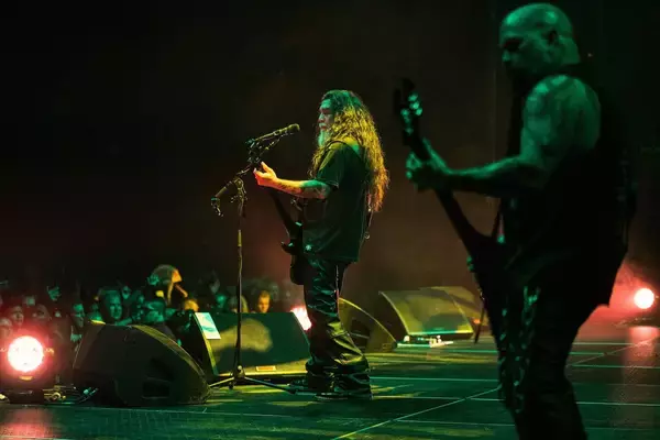「【チケプレ！】スレイヤーの轟音上映会でヘッドバンギング！ライブ・フィルム『SLAYER：THE REPENTLESS KILLOGY』のZepp上映会に計10組20名様をご招待！」の画像