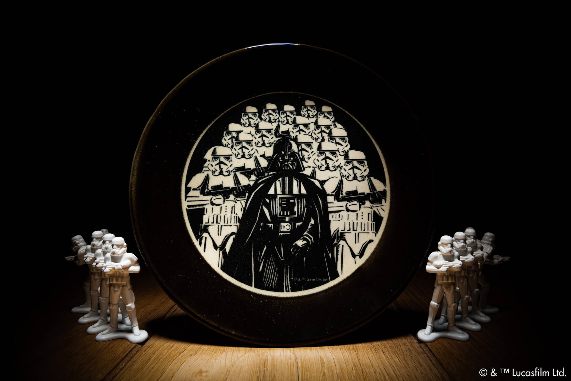 スター ウォーズが益子焼に Mashicoからプレート5種類がリリース 本日からヒキダシストアで先行販売開始 年1月15日 エキサイトニュース スター ウォーズが益子焼に Mashicoからプレート5種類がリリース 本日からヒキダシストアで先行販売開始 年1月15日 エキサイトニュース