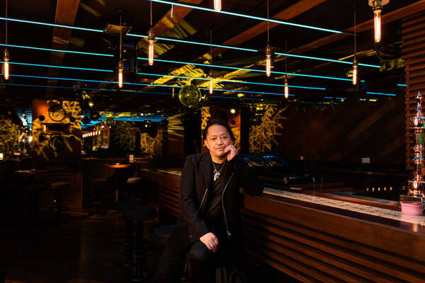 渋谷を中心にvisionやcontactなどのクラブやバーを経営する村田大造がプロデュースした新店舗 Dj Bar Heartに迫る 年1月17日 エキサイトニュース 渋谷を中心にvisionやcontactなどのクラブやバーを経営する村田大造がプロデュースした新店舗 Dj Bar Heartに迫る 年1月17日 エキサイトニュース