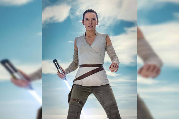 スター ウォーズ スカイウォーカーの夜明け でレイが持っていたライトセーバーの新事実が発覚 年1月23日 エキサイトニュース スター ウォーズ スカイウォーカーの夜明け でレイが持っていたライトセーバーの新事実が発覚 年1月23日 エキサイトニュース