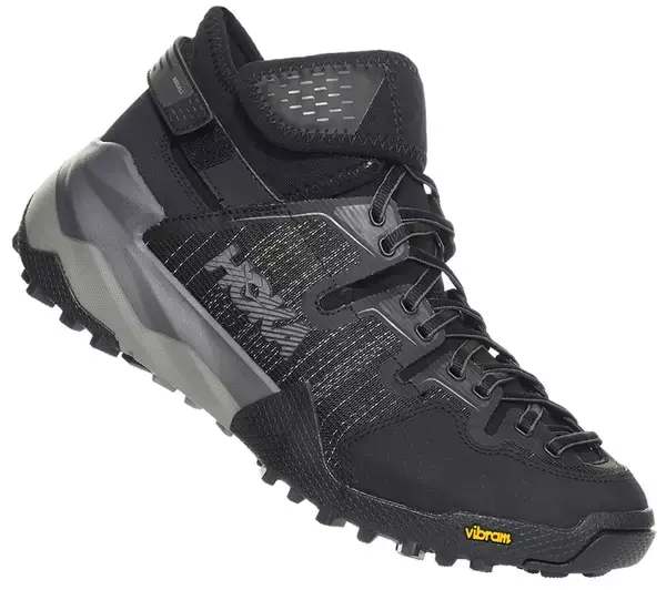 「HOKA ONE ONEの全路面対応＆タウンユースシリーズからGORE-TEX®搭載の新作シューズ群が発表！」の画像