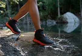 HOKA ONE ONEの全路面対応＆タウンユースシリーズからGORE-TEX®搭載の新作シューズ群が発表！