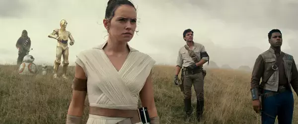 「ジェダイたちの声の主が判明！『スター・ウォーズ／スカイウォーカーの夜明け』がまもなく上映終了」の画像
