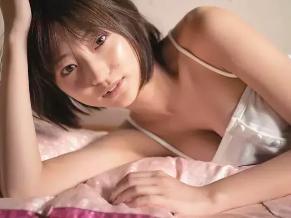 武田玲奈が韓国での妖艶グラビアで魅せる！「blt graph. vol.54」の表紙に登場