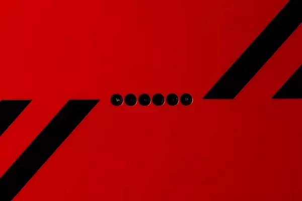 「『シン・エヴァンゲリオン劇場版』アスカがエレキギターに！フェンダー特製TELECASTER（R）が年内数量限定生産で登場」の画像