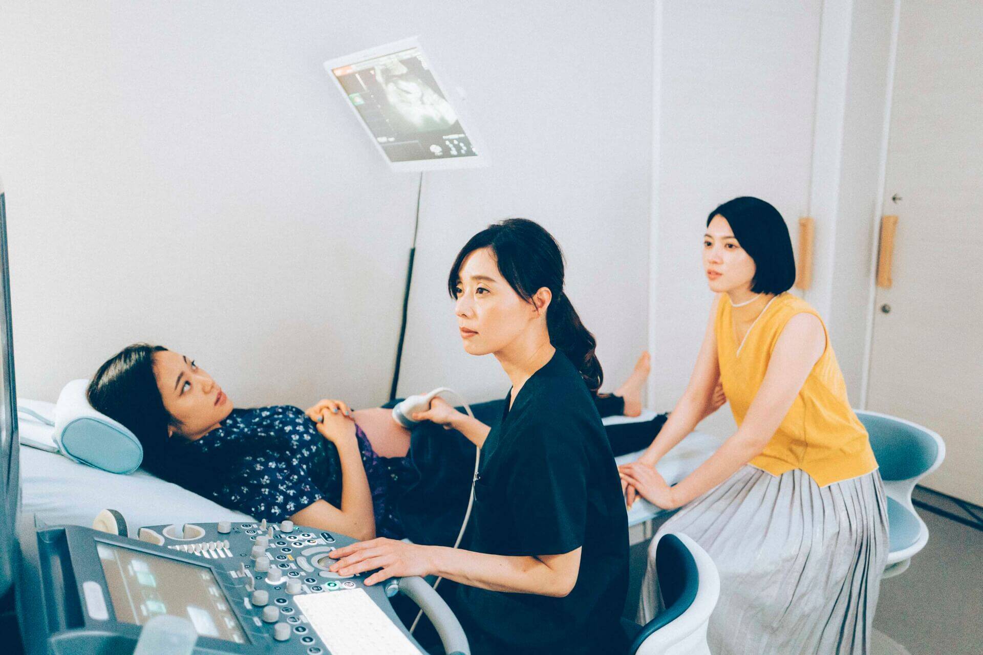 三吉彩花 阿部純子w主演映画 Daughters より 2人の10か月を切り取る四季折々の場面写真が公開 2020年6月19日 エキサイトニュース