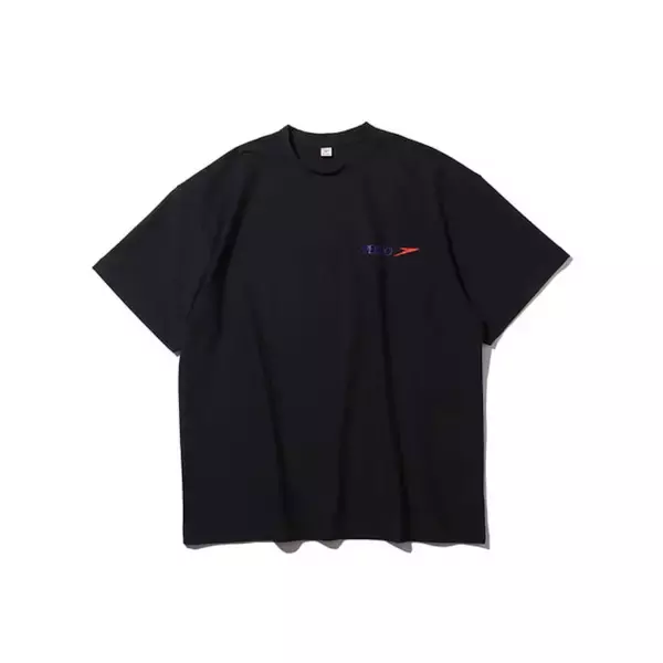 「スイムウェアブランド・SpeedoとBEAMSのコラボコレクション第2弾が登場｜ブランド史上初のカタカナ表記「スピード」に注目」の画像