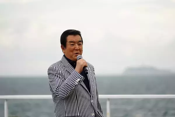 「加山雄三『加山雄三の新世界』に参加したPUNPEE、スチャダラパー、ももクロらが出演！ストリーミングライブレポートが到着」の画像