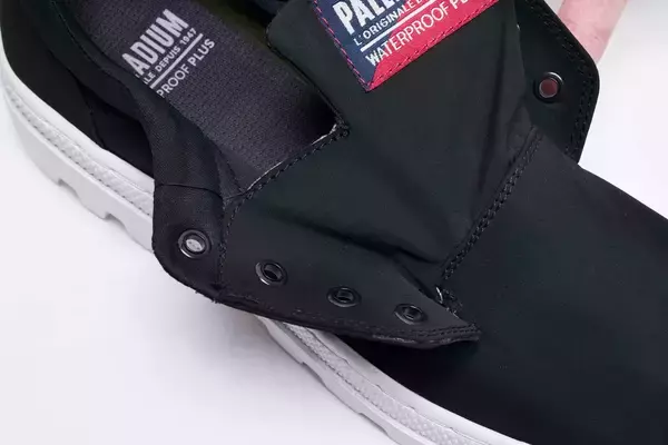 「PALLADIUMのパドルプラスとパラボスプラス、仕事に履いていくならどっち？ 快適さとファッション性を徹底比較」の画像