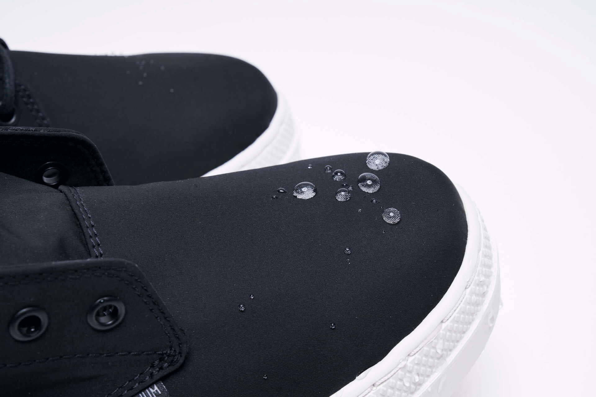 PALLADIUMのパドルプラスとパラボスプラス、仕事に履いていくならどっち？ 快適さとファッション性を徹底比較