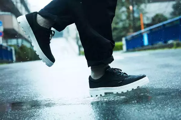 「PALLADIUMのパドルプラスとパラボスプラス、仕事に履いていくならどっち？ 快適さとファッション性を徹底比較」の画像