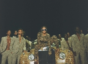 Beyoncéのビジュアルアルバム『ブラック・イズ・キング』が「Disney＋」限定で世界同時配信決定！