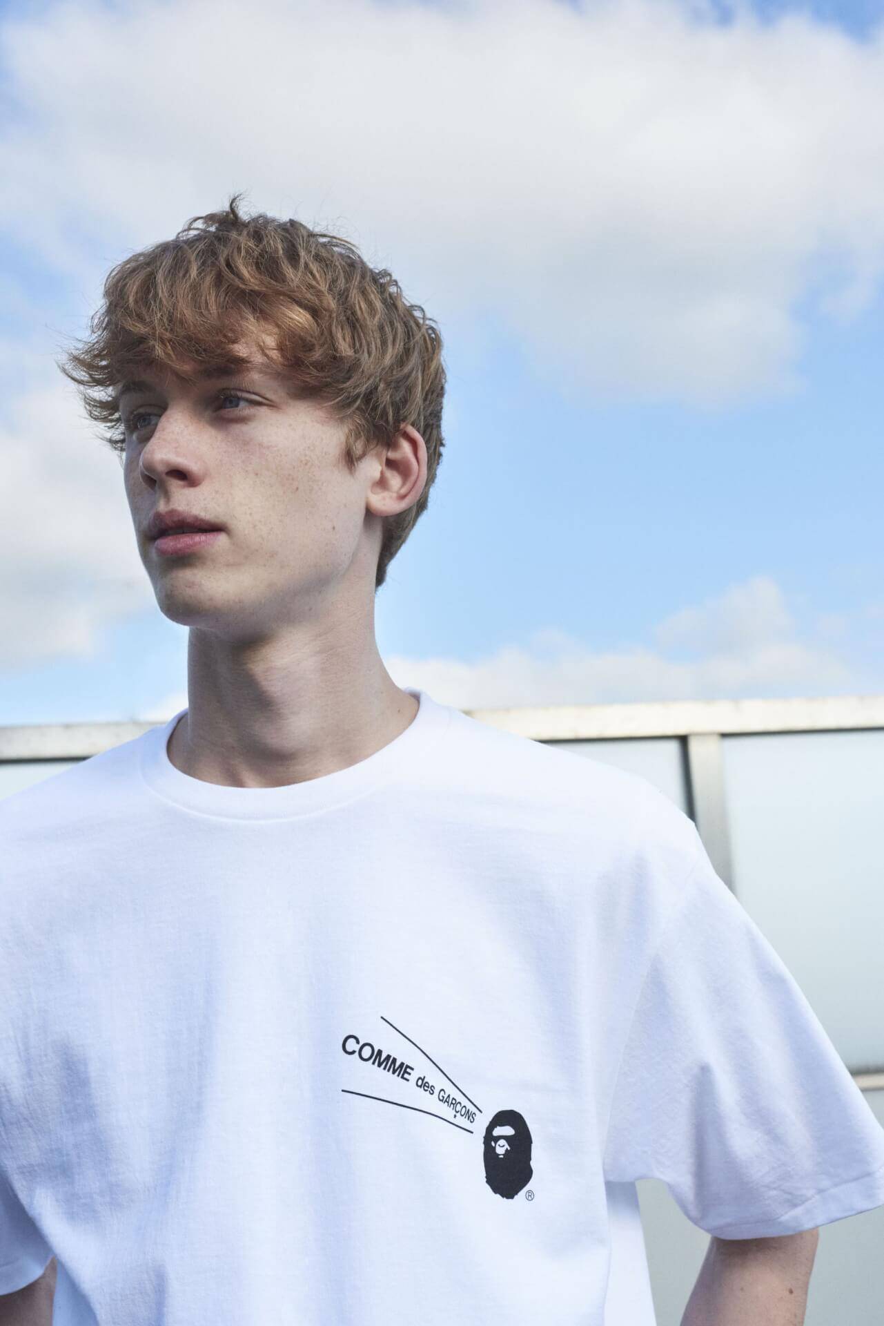 A BATHING APEとCOMME des GARCONSのコラボTシャツやフーディがBAPE 