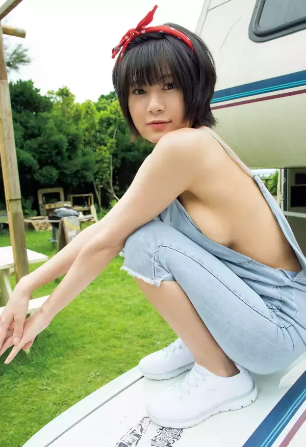 「驚きのセクシーボディを見せつけるRaMuが『FLASH DIAMOND』の表紙＆袋とじで下乳解禁の写真集先行カットを公開！」の画像