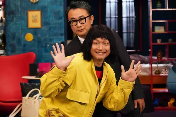 「香取慎吾演じる舎人にハラハラドキドキ！？Amazonオリジナルドラマシリーズ『誰かが、見ている』の配信日が決定！ティザー映像も公開」の画像