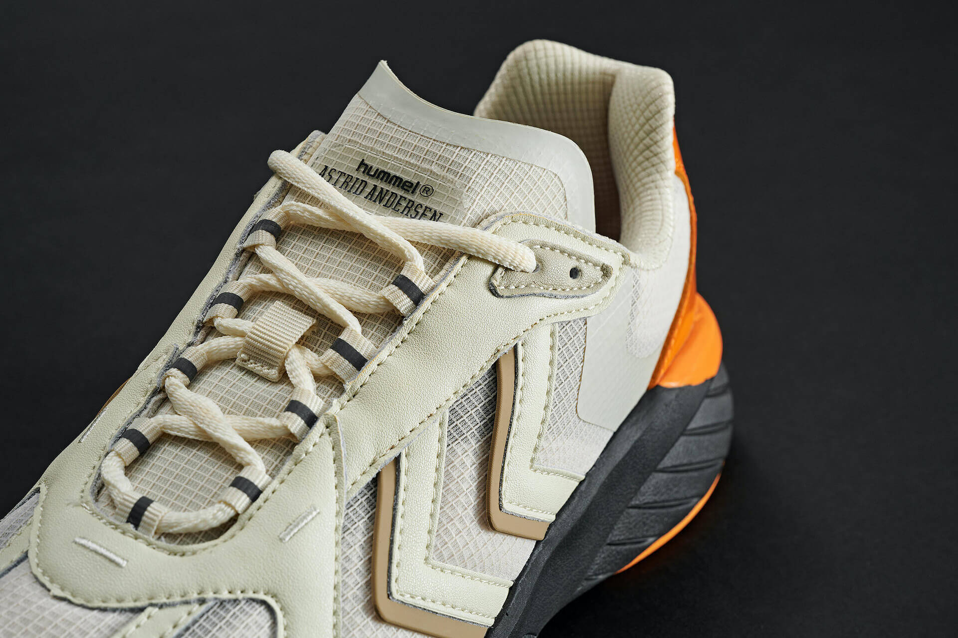 HUMMEL HIVEとASTRID ANDERSENのコラボスニーカーが東京・上野のmita sneakers限定で発売！