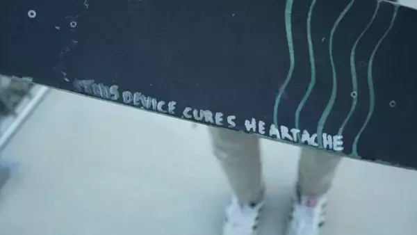 「トニー・ホークやステイシー・ペラルタも絶賛するドキュメンタリー映画『行き止まりの世界に生まれて』の「スケボー仲間割引」が実施決定！」の画像