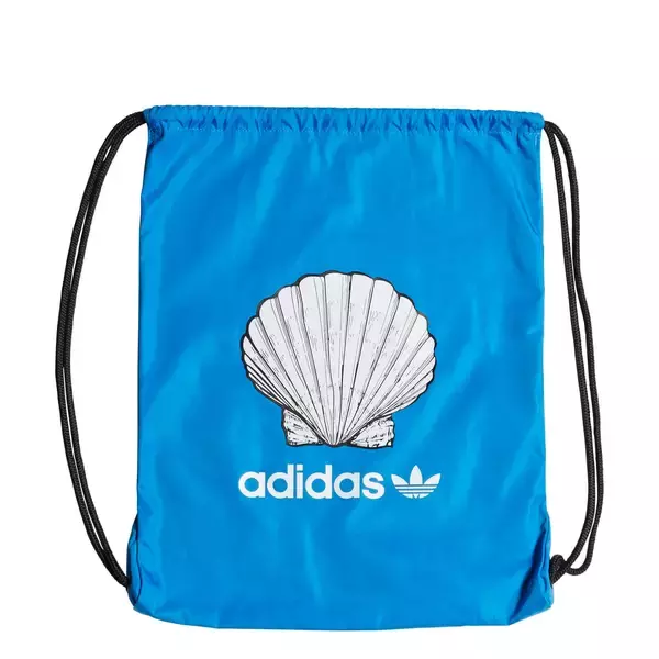 「adidas OriginalsとNoahが海への敬意を込めたコラボアイテムを発表！サステナブルなシューズ、Tシャツ、ランニングジャケットなど登場」の画像