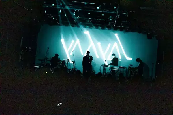 「yahyelライブレポート：300名の“メンバー”と共有したカタルシス」の画像