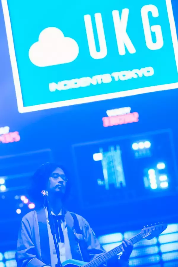 「東京事変特設サイト「ニュースフラッシュ」にて、配信＆映画館上映ライブのレポートが公開！椎名林檎の「衣裳ト書き」も解禁」の画像