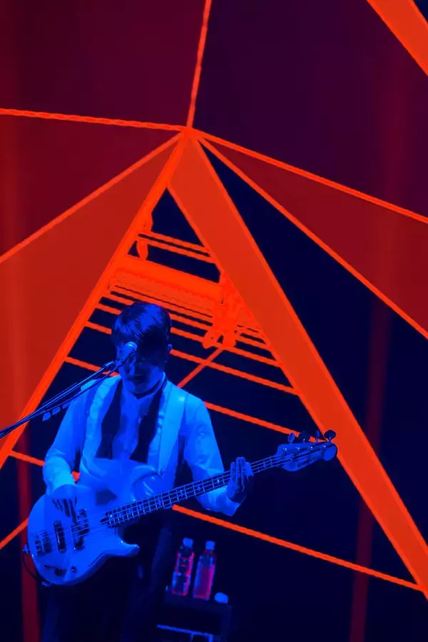 「東京事変特設サイト「ニュースフラッシュ」にて、配信＆映画館上映ライブのレポートが公開！椎名林檎の「衣裳ト書き」も解禁」の画像