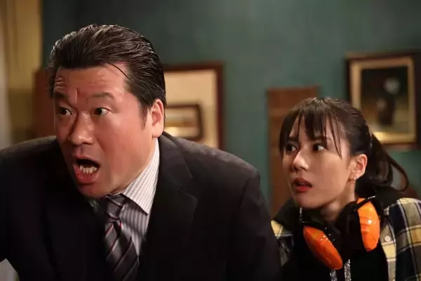 「香取慎吾と稲垣吾郎の会話劇に爆笑必至！Amazon Prime Video『誰かが、見ている』本編映像が解禁」の画像