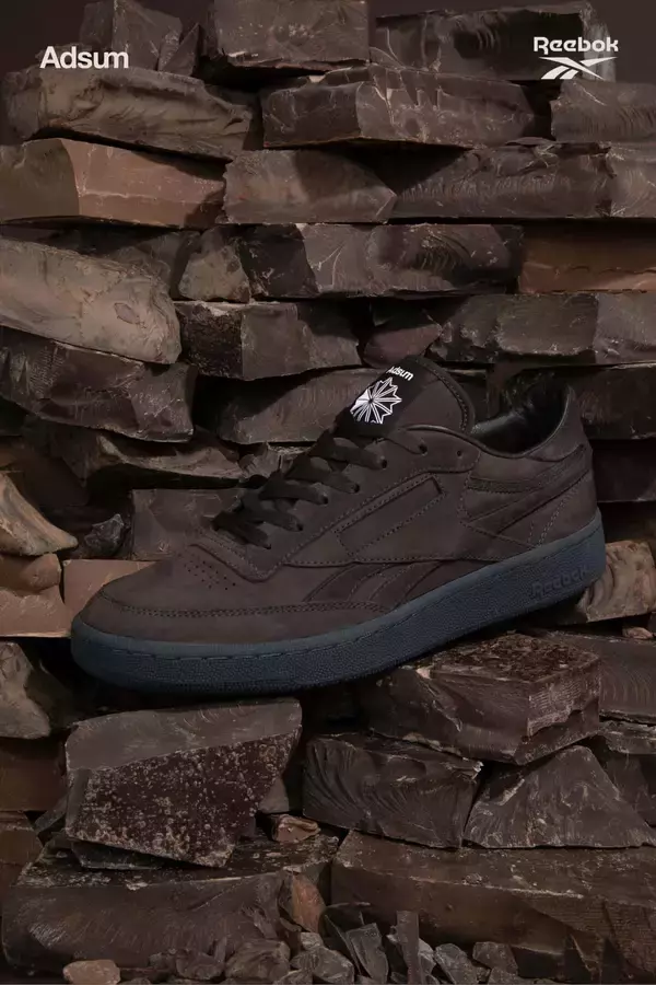 「リーボックからAdsumとのコラボレーション第2弾『Reebok x ADSUM CLUB C REVENGE』が発売！人気モデル・CLUB Cをベースに採用したシューズが登場」の画像