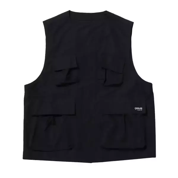 「gravisとplain-meのコラボコレクション「Back to the 90S」が発売決定！ローファー『CUDJICK』やミリタリーシャツ、ベストなど多数展開」の画像