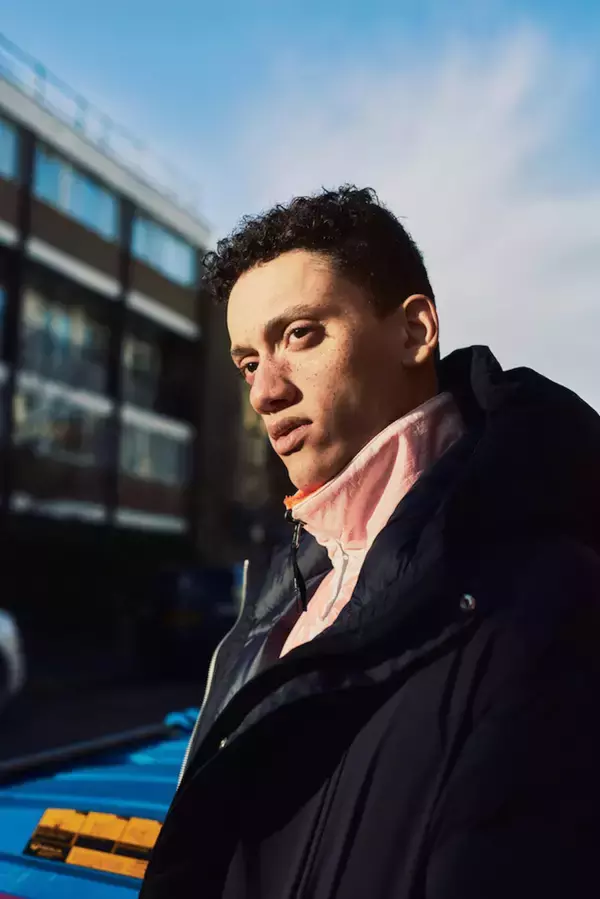 「karrimorの2レーベル『karrimor life』と『karrimor aspire』の2020AWシーズンビジュアルが公開！機能性とデザインを両立したアイテムがラインナップ」の画像