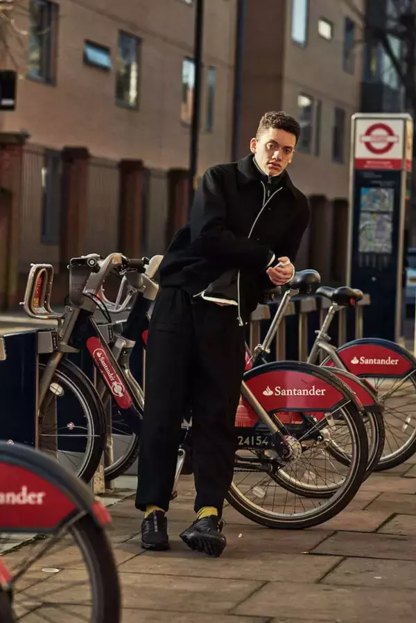 「karrimorの2レーベル『karrimor life』と『karrimor aspire』の2020AWシーズンビジュアルが公開！機能性とデザインを両立したアイテムがラインナップ」の画像