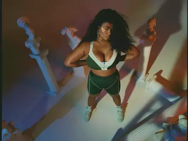 「Beyoncéとadidas Originalsのコラボコレクション第2弾が登場！スポーツシーンにも最適なアパレル、フットウェアが多数展開」の画像