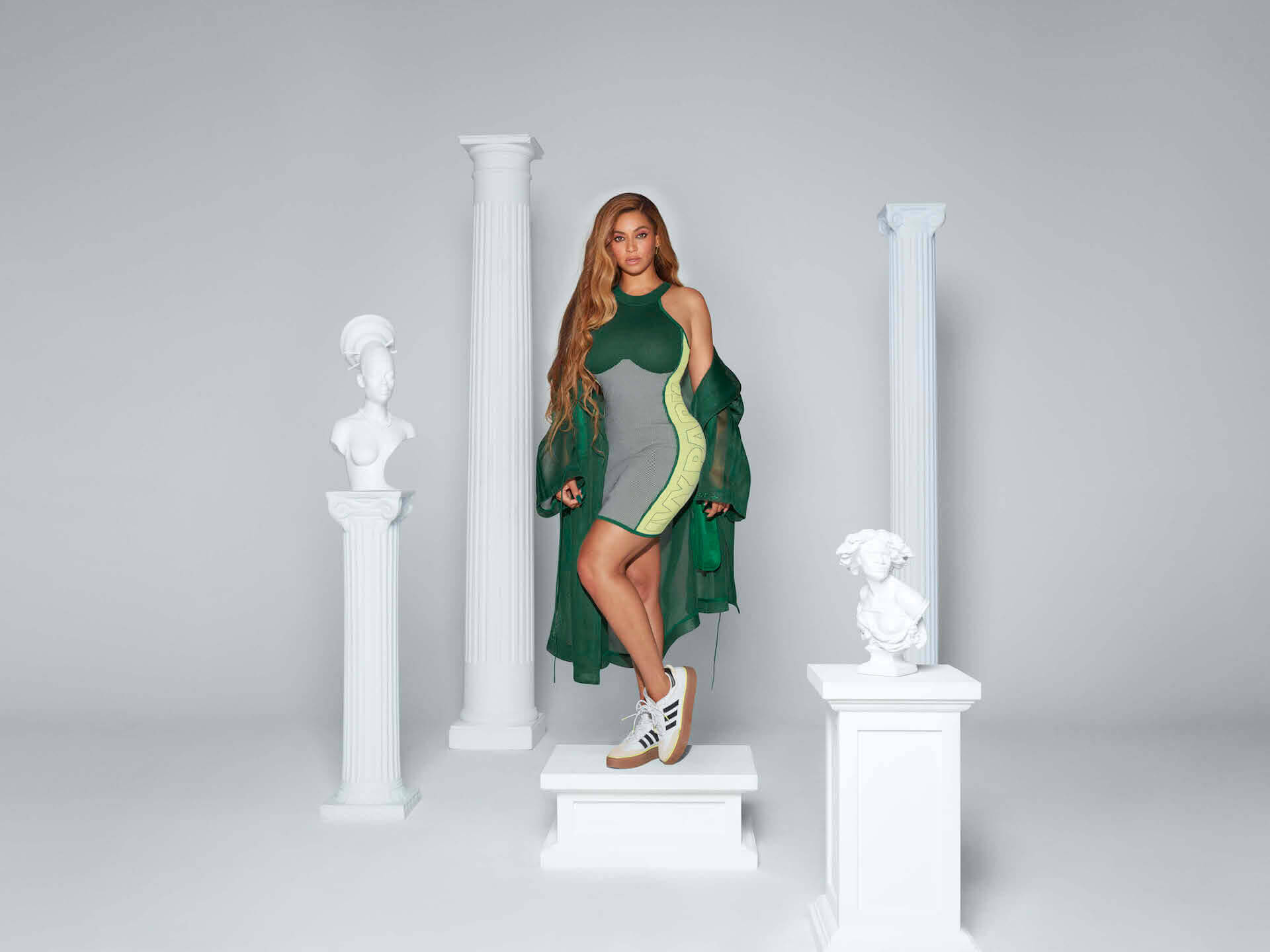 Beyonceとadidas Originalsのコラボコレクション第2弾が登場 スポーツシーンにも最適なアパレル フットウェアが多数展開 年10月27日 エキサイトニュース 2 2