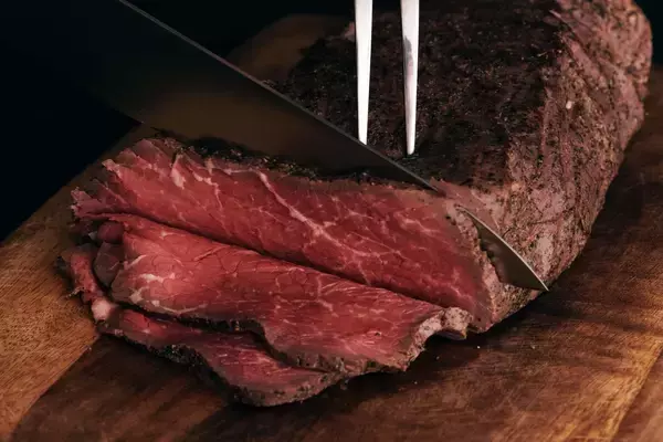 「ローストビーフに特化したD2Cブランド「THE ROAST BEEF」が誕生！ホームパーティーに最適なレシピ動画も配信」の画像