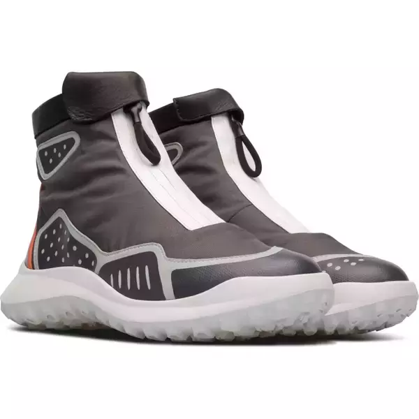 「CAMPERからGORE-TEX SURROUND搭載のハイブリッドスニーカー「サーキュラー」秋冬モデルが登場！防水・透湿性に優れたモデル」の画像