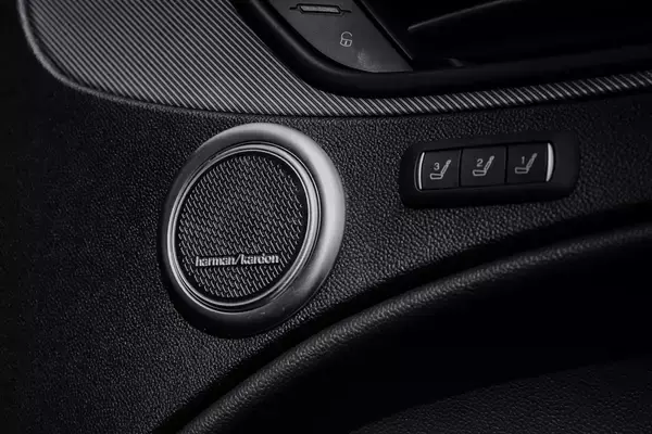 「アルファ ロメオなど高級車にも採用。ハーマンカードンのオーディオの歴史と魅力」の画像