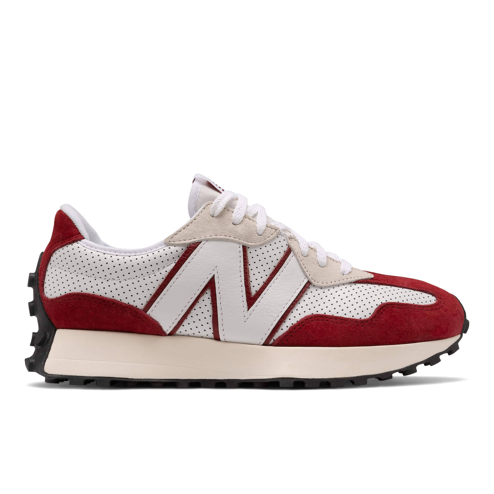 ニューバランスの人気モデル「327」に新色『327 primary pack』が登場！キャンペーンビジュアルにはハリー・ハドソンを起用