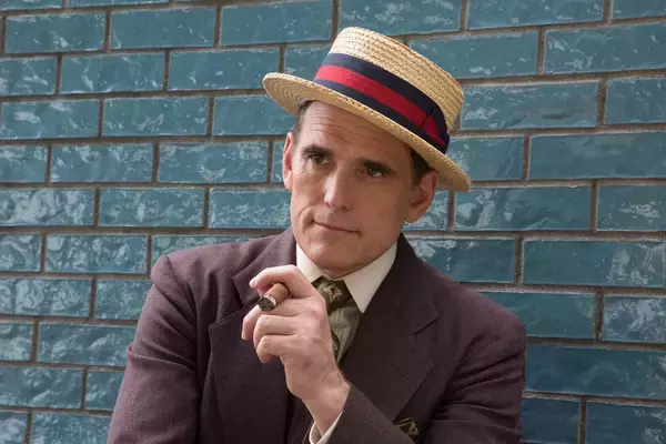 「晩年のアル・カポネを演じるトム・ハーディの魅力に迫る！『カポネ』の新場面写真＆特別エピソードが到着」の画像