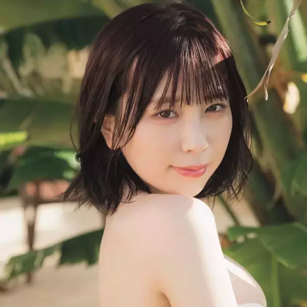 「初のランジェリーカットも披露するまねきケチャ・宮内凛の1st写真集が発売決定！透き通ったセクシーボディを披露」の画像