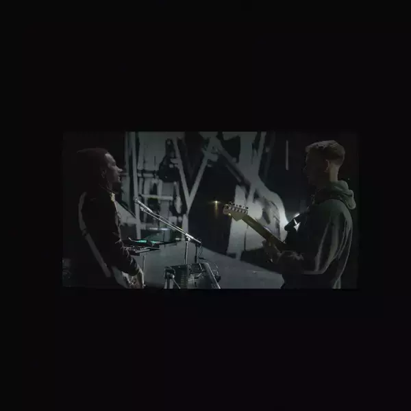 「FKJとTom Mischのコラボ曲“Losing My Way”が12インチで発売決定！2人によるライブ動画も公開中」の画像