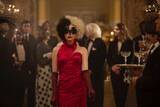 「エマ・ストーン演じるエステラの身に何が起きたのか…？ディズニー最新作『クルエラ』の場面写真が一挙解禁！」の画像3